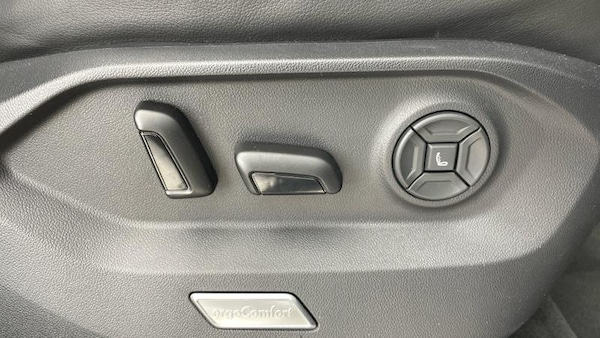 Used Volkswagen Touareg 2025 for sale - 75604535: Photo 20