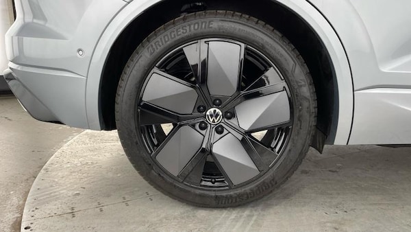 Used Volkswagen Touareg 2025 for sale - 75604535: Photo 28