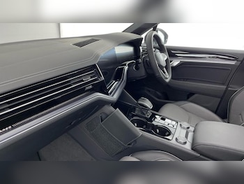 Used Volkswagen Touareg  for sale - 75604535: Photo