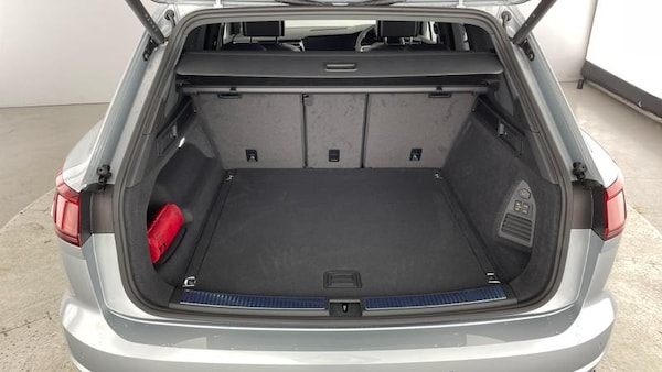 Used Volkswagen Touareg 2025 for sale - 75604535: Photo 32
