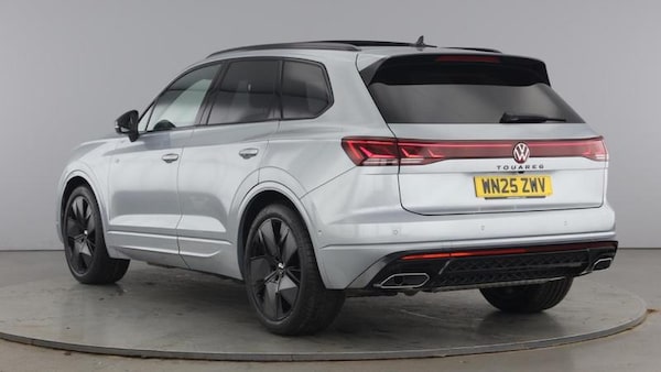 Used Volkswagen Touareg 2025 for sale - 75604535: Photo 3