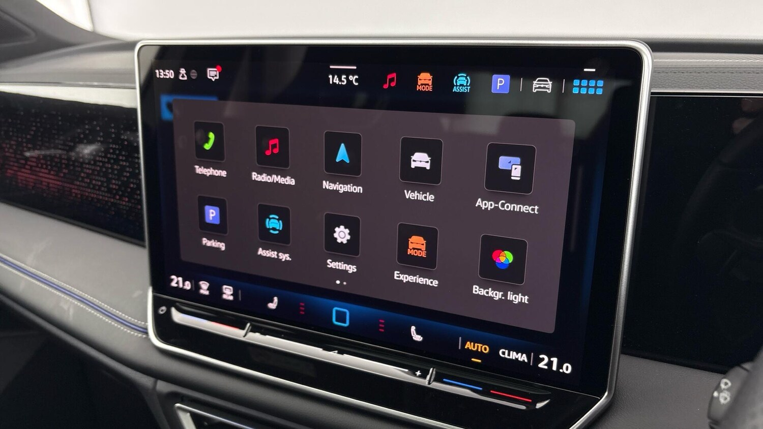 Used Volkswagen Tiguan 2025 for sale - 77872318: Photo 18