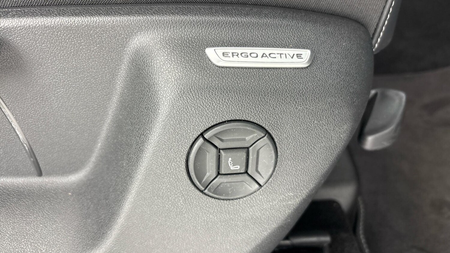 Used Volkswagen Tiguan 2025 for sale - 77872318: Photo 23