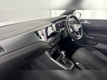 Used Volkswagen Polo 2023 for sale - 77676473: Photo