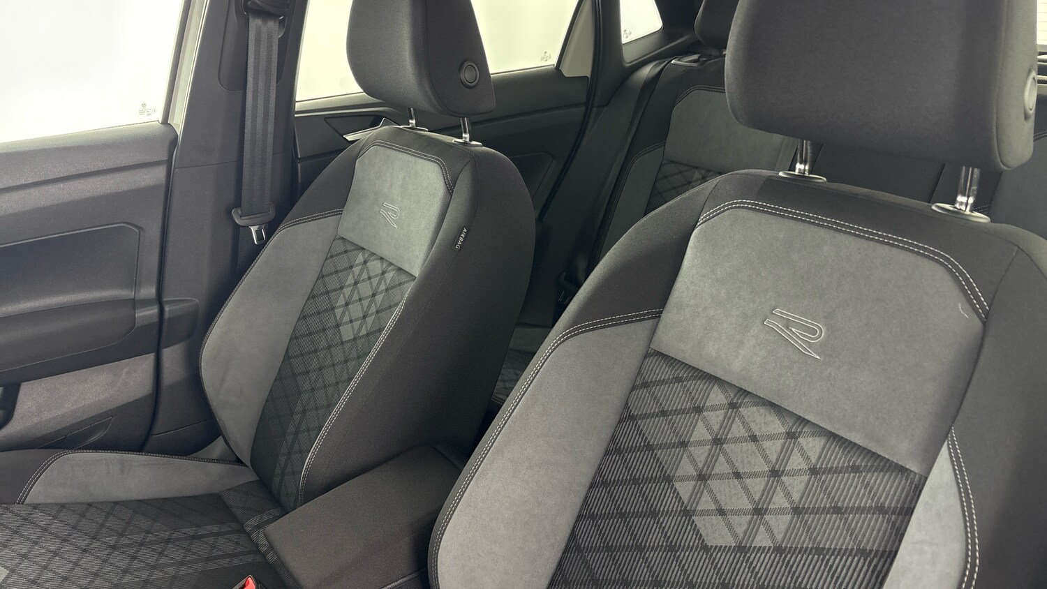 Used Volkswagen Polo 2023 for sale - 77676473: Photo 37