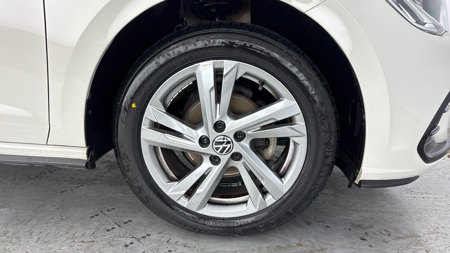 Used Volkswagen Polo 2023 for sale - 77676473: Photo 5