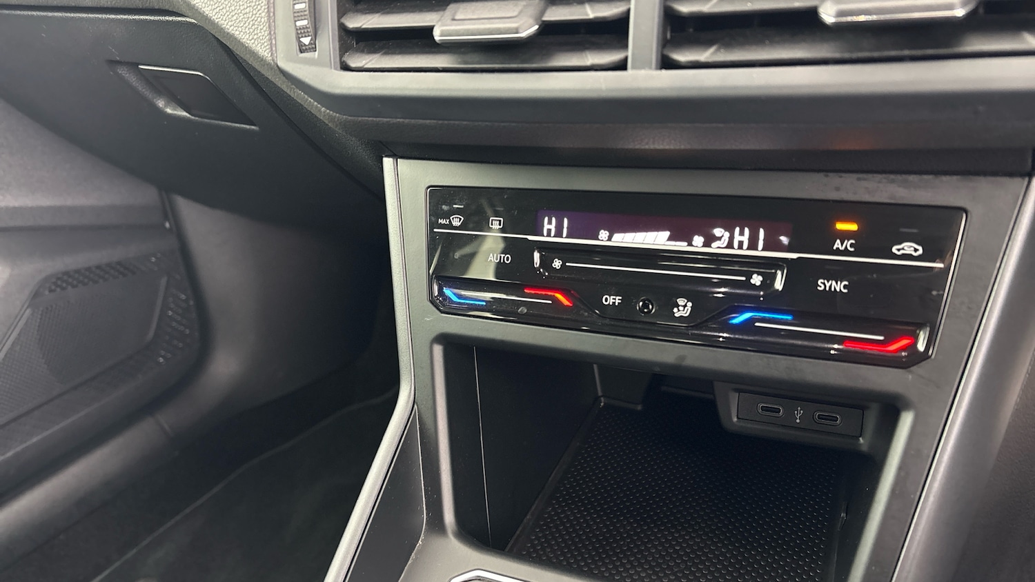 Used Volkswagen Polo 2023 for sale - 77676473: Photo 8