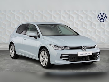 Used Volkswagen Golf 2025 for sale - 77515779: Photo