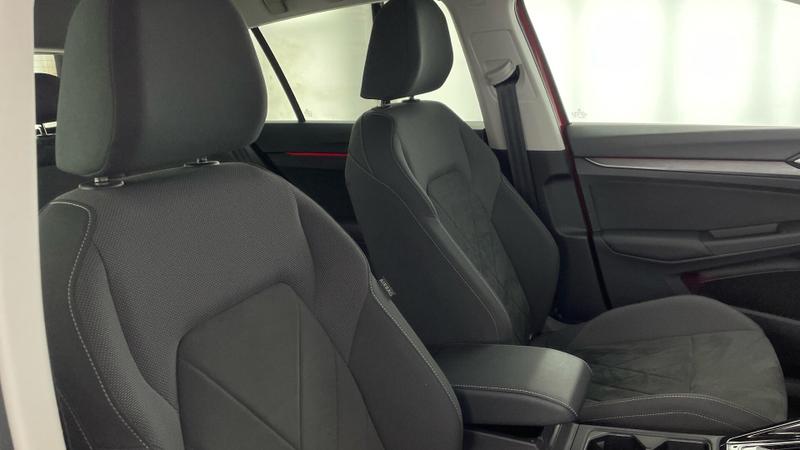 Used Volkswagen Golf 2022 for sale - 76590137: Photo 19