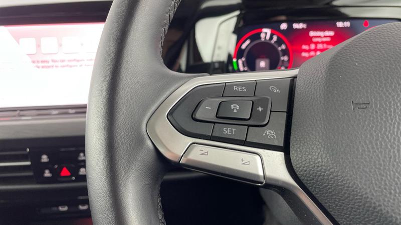 Used Volkswagen Golf 2022 for sale - 76590137: Photo 24