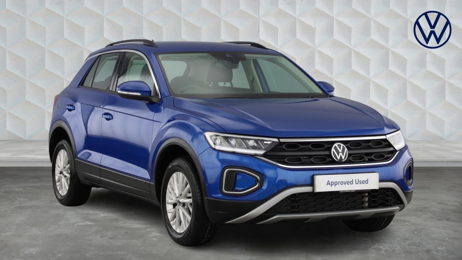 Used Volkswagen T-Roc 2023 for sale - 77602523: Photo 1