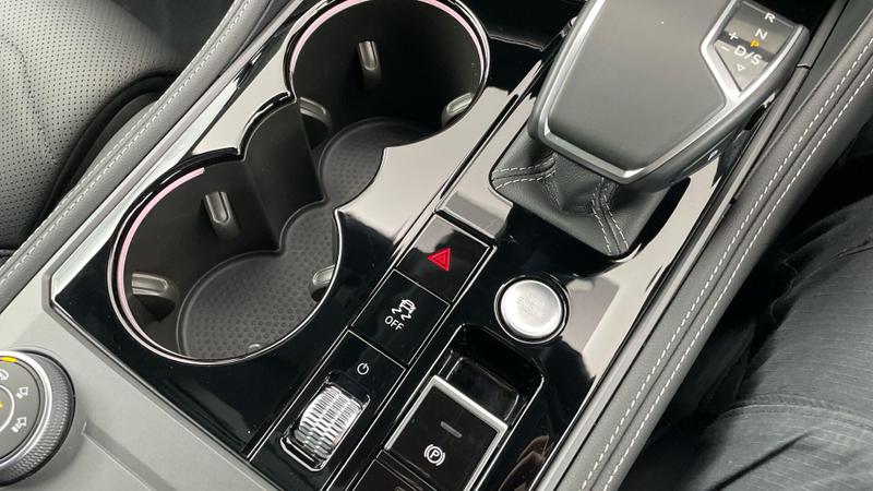 Used Volkswagen Touareg 2025 for sale - 76545413: Photo 13