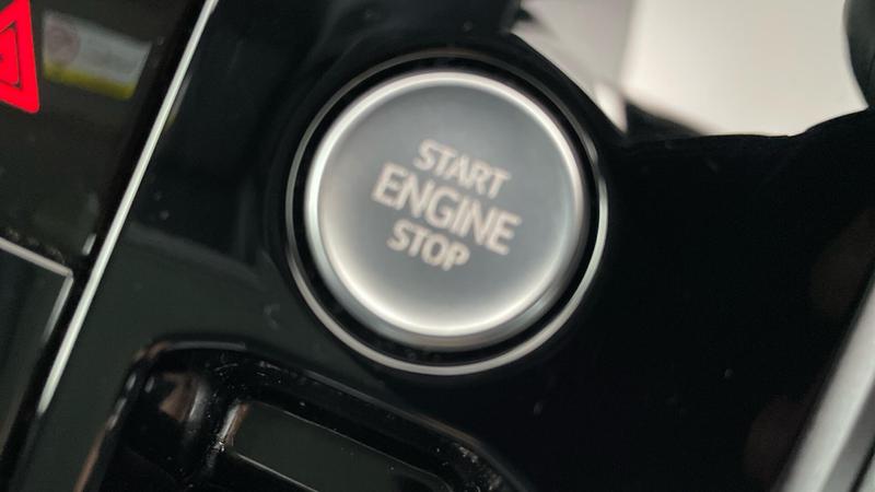 Used Volkswagen Touareg 2025 for sale - 76545413: Photo 15