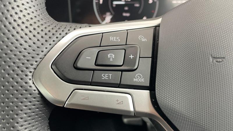 Used Volkswagen Touareg 2025 for sale - 76545413: Photo 17