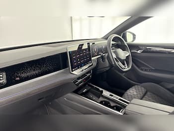 Used Volkswagen Passat 2025 for sale - 79779970: Photo