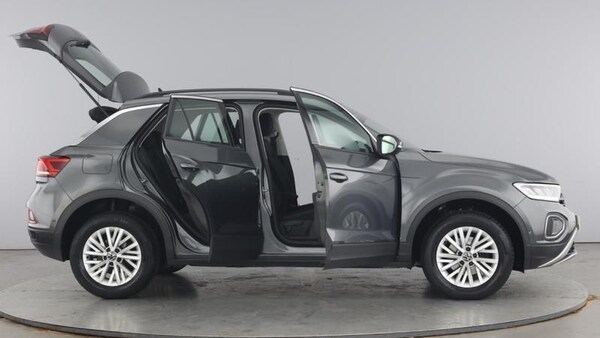 Used Volkswagen T-Roc 2022 for sale - 75504856: Photo 10
