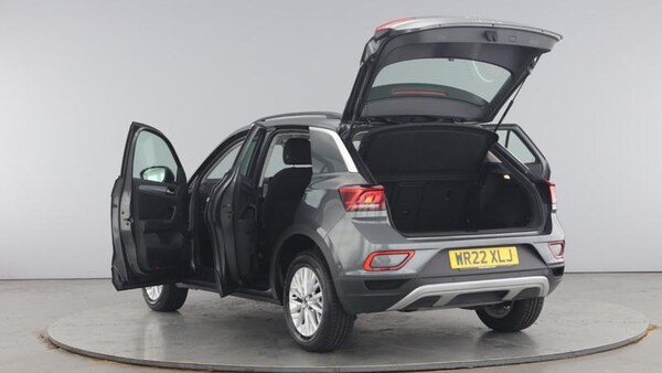 Used Volkswagen T-Roc 2022 for sale - 75504856: Photo 11