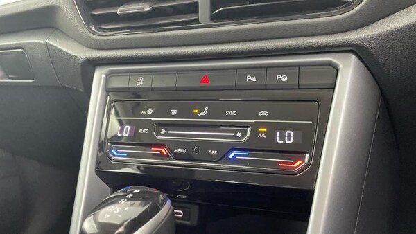Used Volkswagen T-Roc 2022 for sale - 75504856: Photo 25