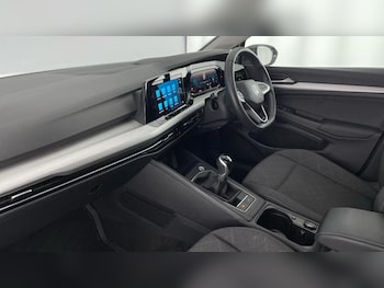 Used Volkswagen Golf 2023 for sale - 76131529: Photo