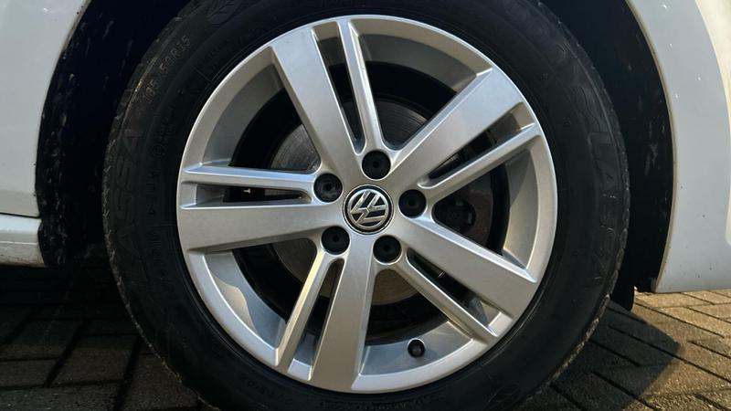 Used Volkswagen Polo 2017 for sale - 76766992: Photo 5