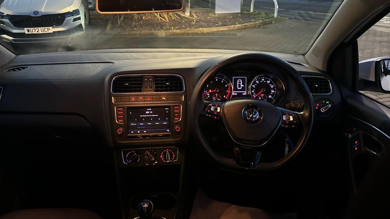 Used Volkswagen Polo 2017 for sale - 76766992: Photo 8