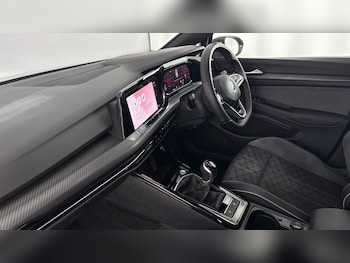 Used Volkswagen Golf 2022 for sale - 77515801: Photo