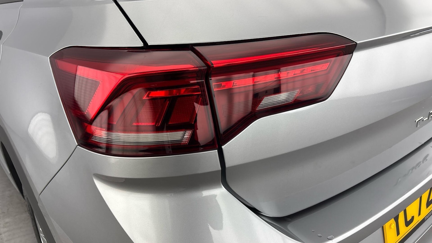 Used Volkswagen T-Roc 2022 for sale - 77745205: Photo 32