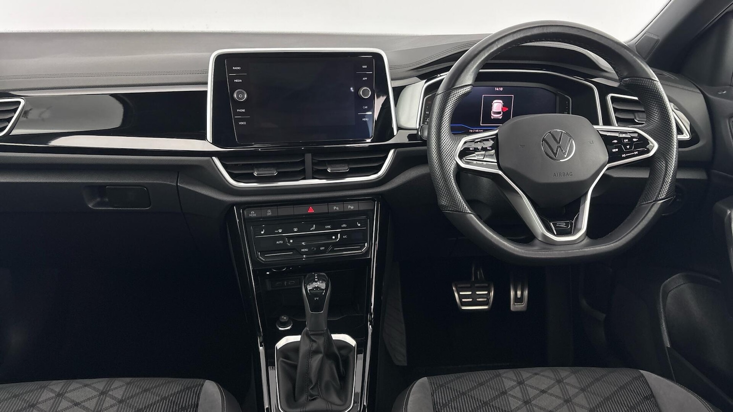 Used Volkswagen T-Roc 2022 for sale - 77745205: Photo 8