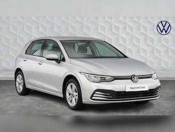 Used Volkswagen Golf 2024 for sale - 77113047: Photo