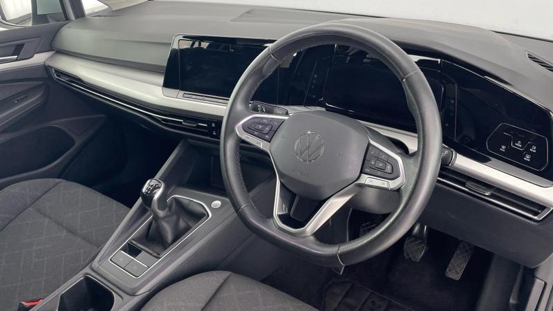 Used Volkswagen Golf 2024 for sale - 77113047: Photo 6