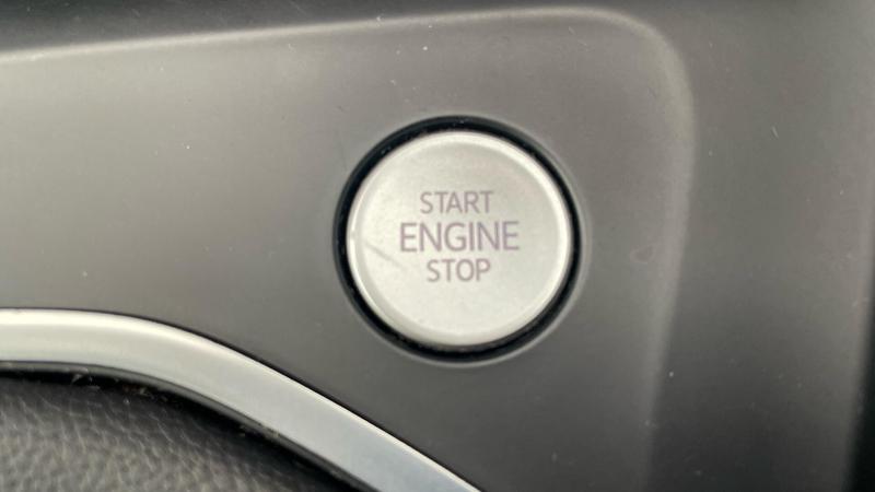 Used Volkswagen Golf 2024 for sale - 77113047: Photo 7