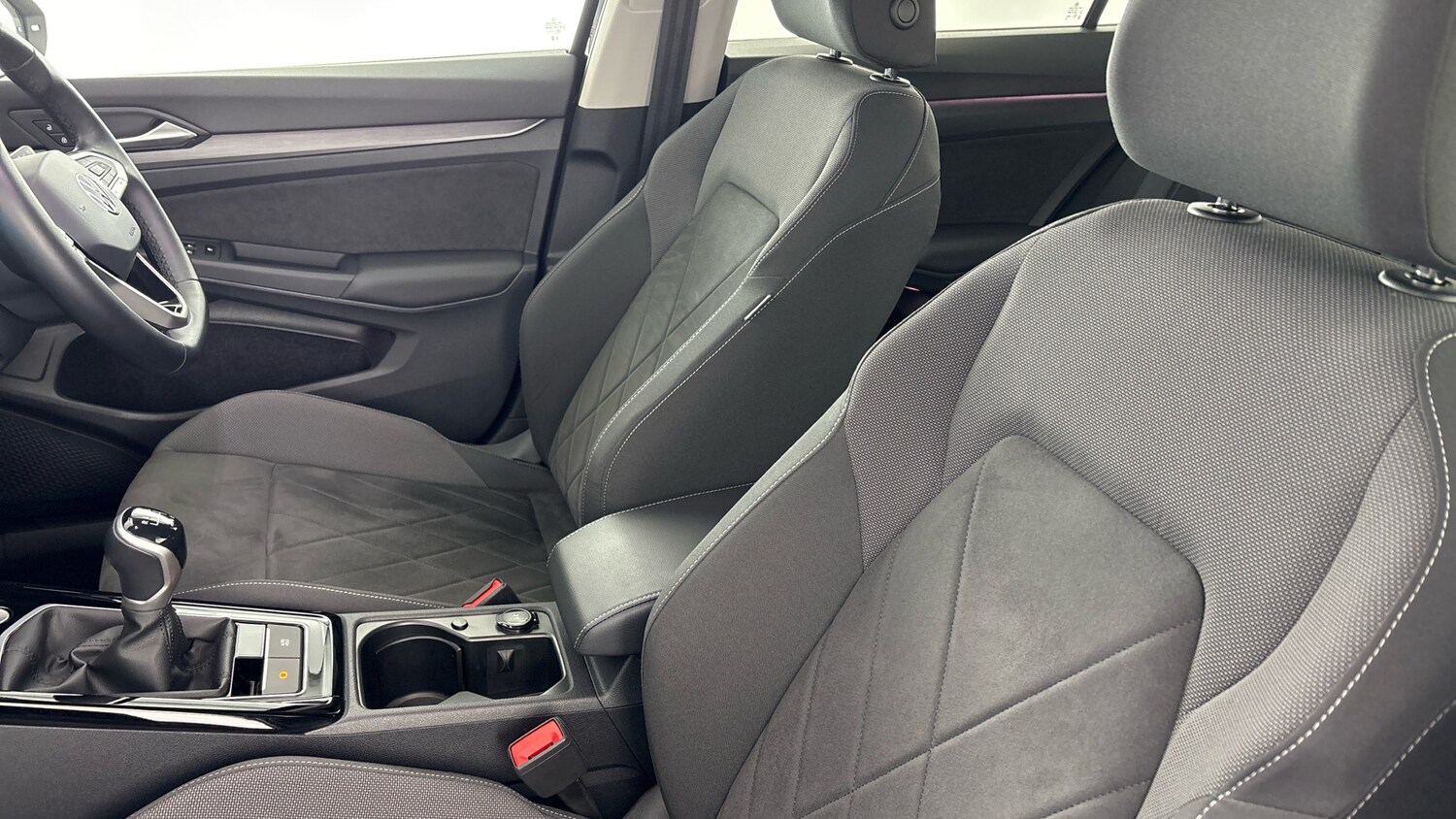 Used Volkswagen Golf 2023 for sale - 77602582: Photo 36