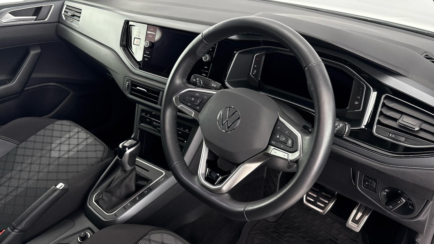 Used Volkswagen Taigo 2025 for sale - 77515696: Photo 6