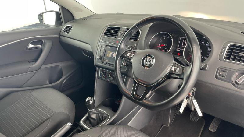 Used Volkswagen Polo 2017 for sale - 76026308: Photo 6