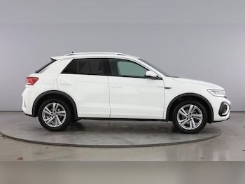 Used Volkswagen T-Roc 2024 for sale - 76332593: Photo