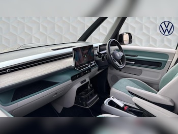 Used Volkswagen ID.Buzz 2025 for sale - 76196464: Photo 2