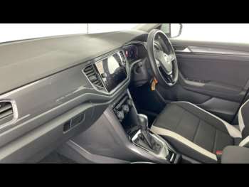 Used Volkswagen T-Roc 2021 for sale - 74827688: Photo