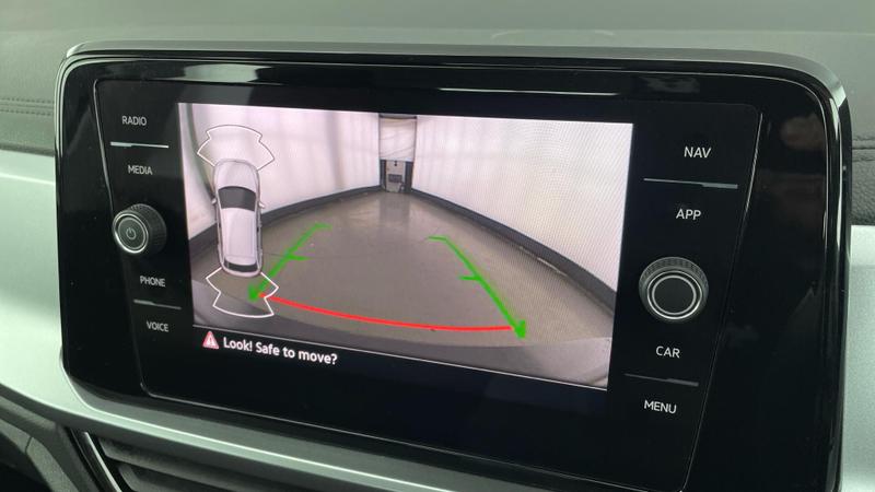 Used Volkswagen T-Roc 2023 for sale - 76534427: Photo 16