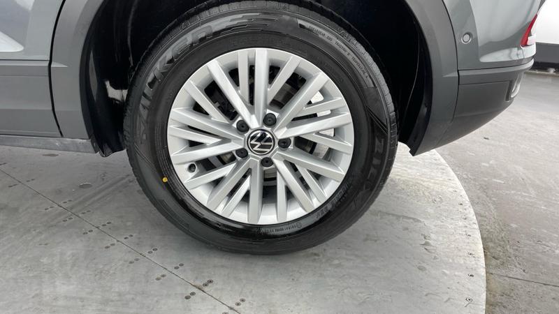 Used Volkswagen T-Roc 2023 for sale - 76534427: Photo 30
