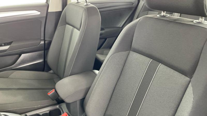 Used Volkswagen T-Roc 2023 for sale - 76534427: Photo 32