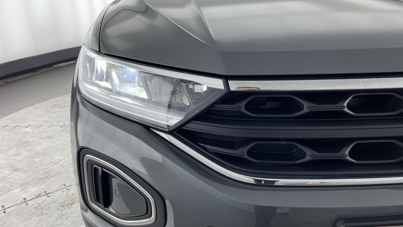 Used Volkswagen T-Roc 2023 for sale - 76534427: Photo 36