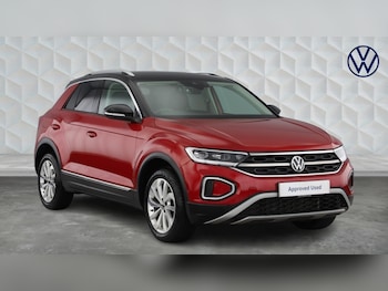Used Volkswagen T-Roc 2022 for sale - 77888766: Photo