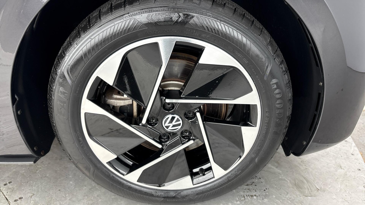 Used Volkswagen ID.3 2021 for sale - 77602571: Photo 5