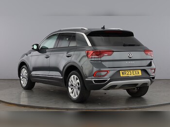 Used Volkswagen T-Roc 2023 for sale - 78098459: Photo