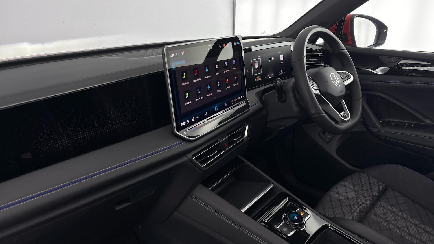 Used Volkswagen Tiguan 2025 for sale - 77602749: Photo 2