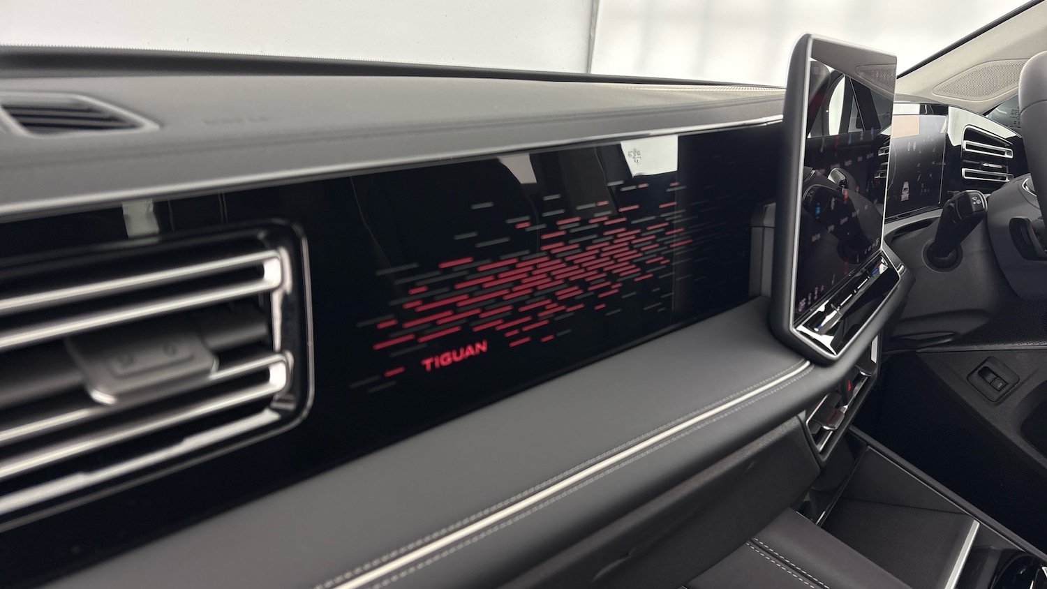 Used Volkswagen Tiguan 2025 for sale - 77635535: Photo 42