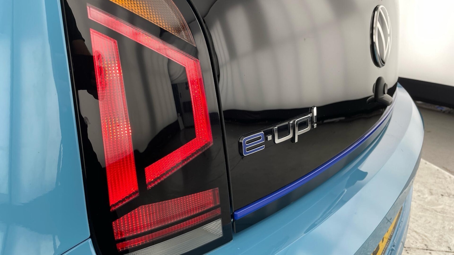 Used Volkswagen up! 2022 for sale - 77877681: Photo 28