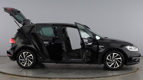 Used Volkswagen Golf 2019 for sale - 76028217: Photo 10