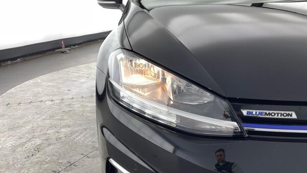 Used Volkswagen Golf 2019 for sale - 76028217: Photo 39
