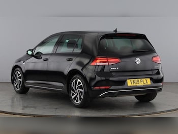Used Volkswagen Golf 2019 for sale - 76028217: Photo 3
